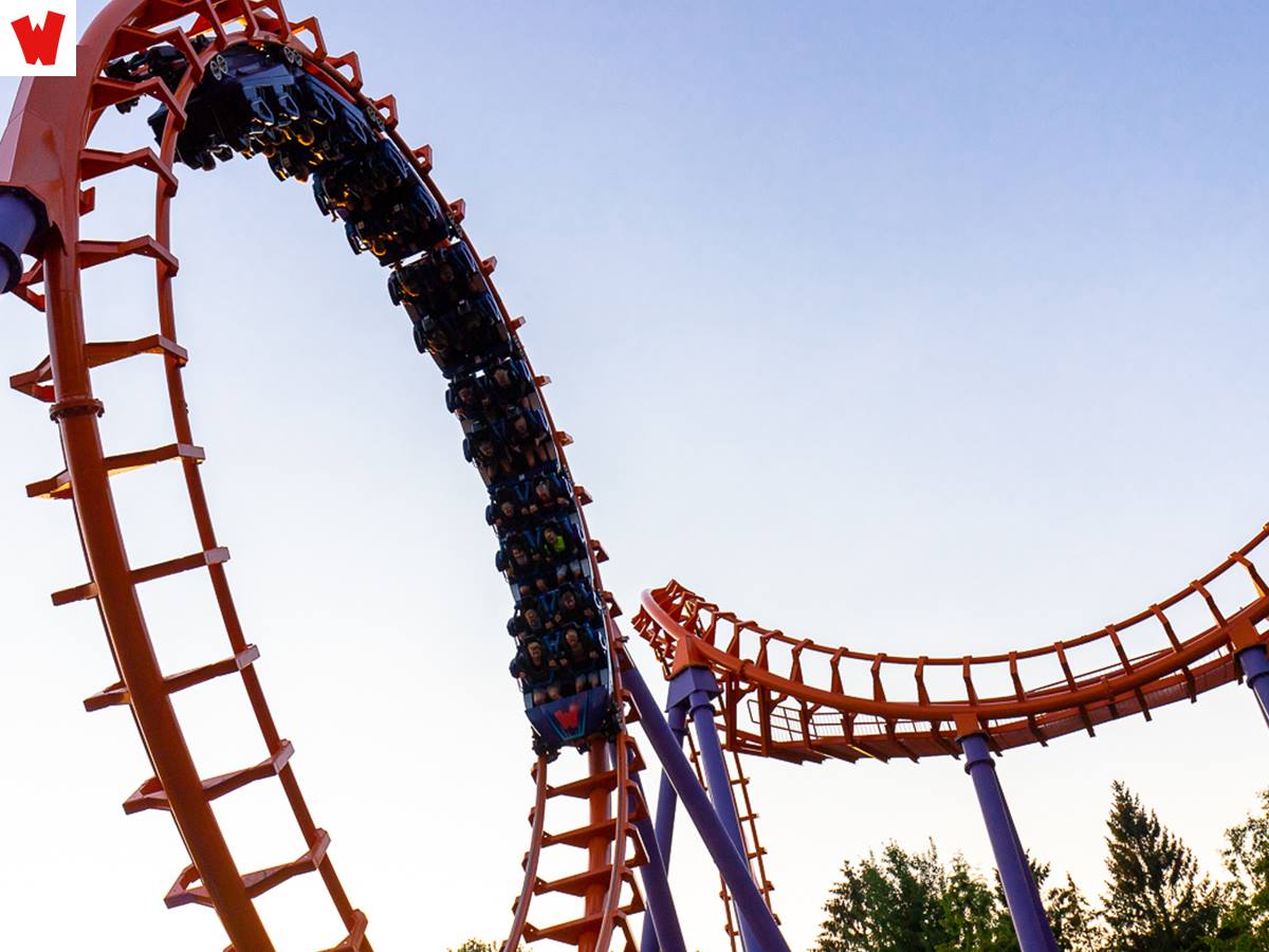 Groepje meiden in wachtrij Walibi ingesloten en betast