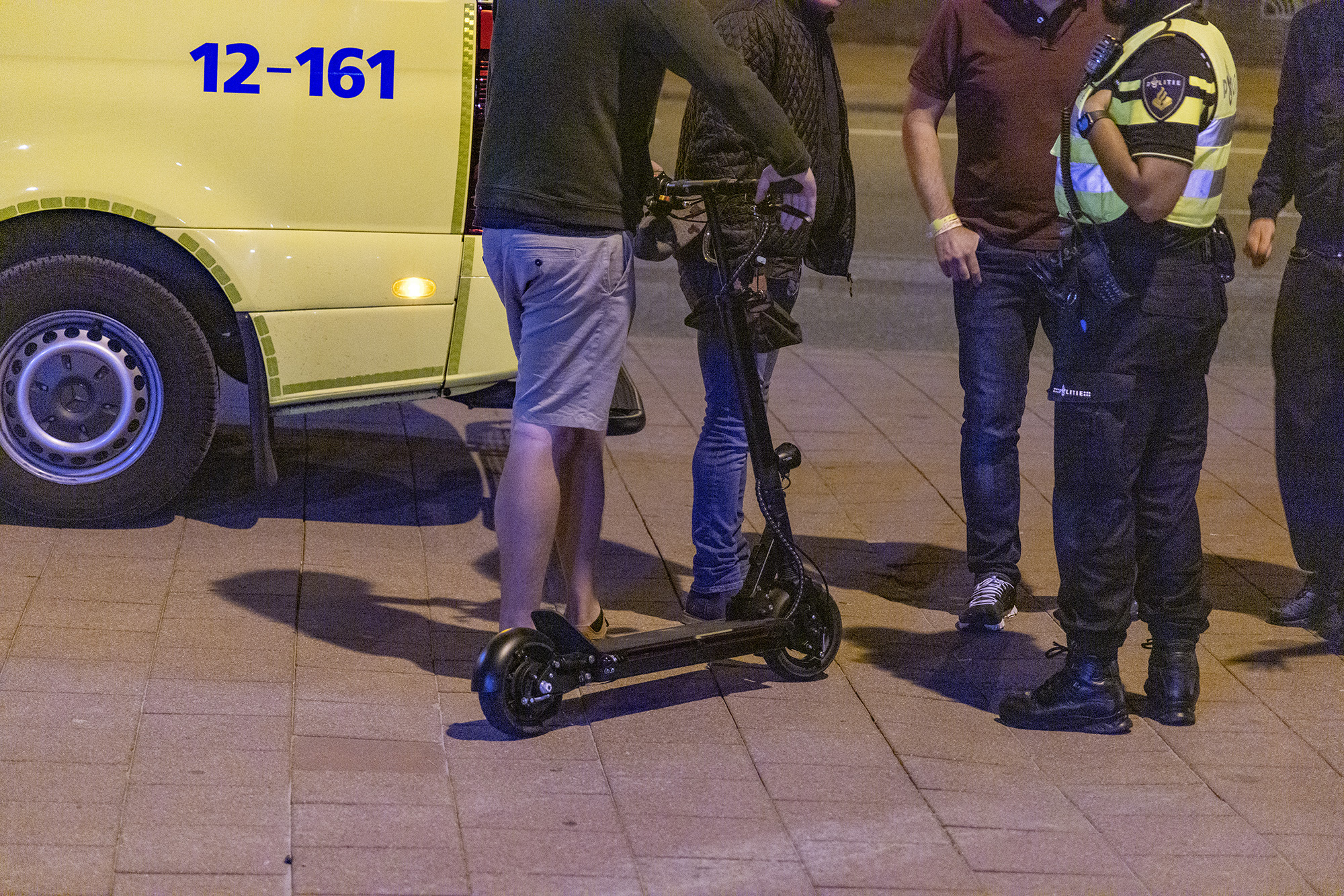 Man ernstig gewond na val met step van trap in Zandvoort - 112 Nederland