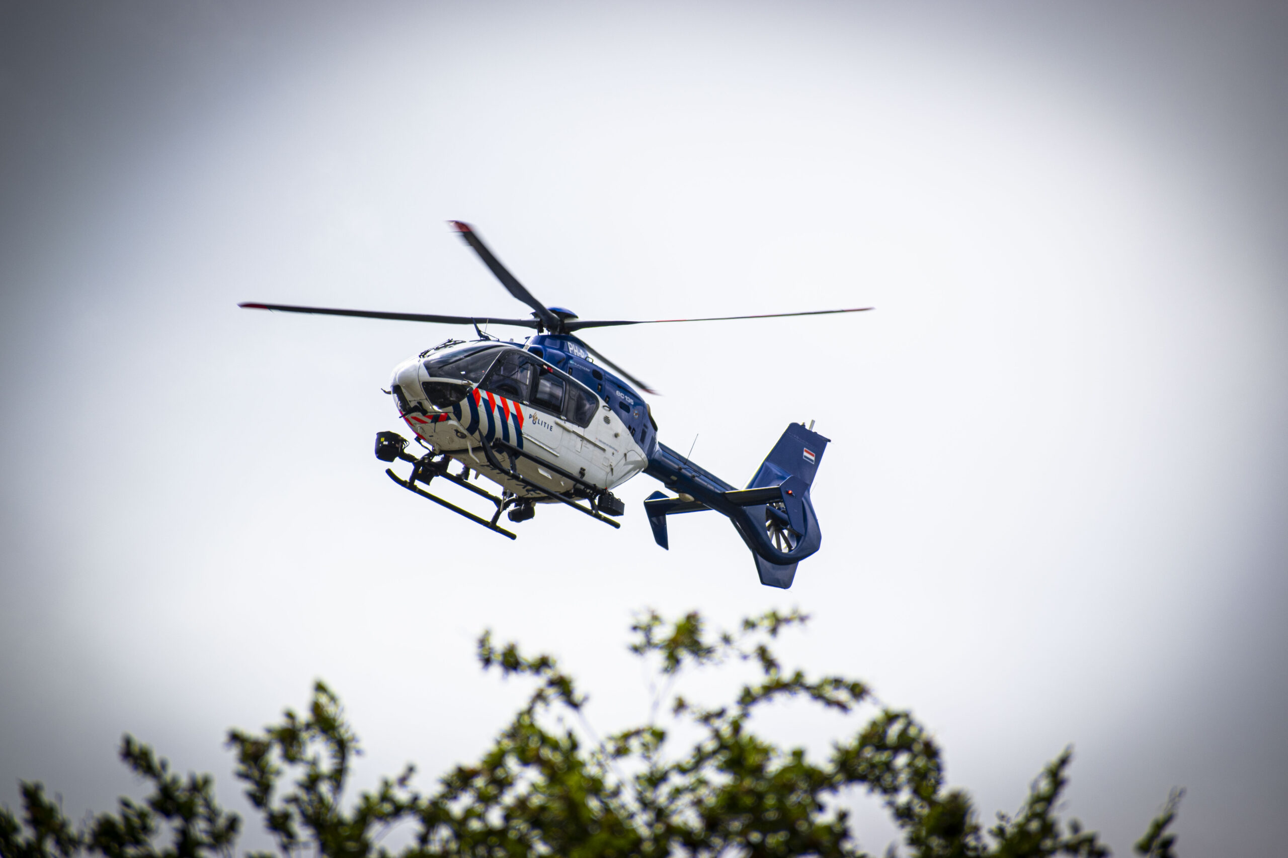 UPDATE: Zoekactie in water resulteert in vondst van lichaam