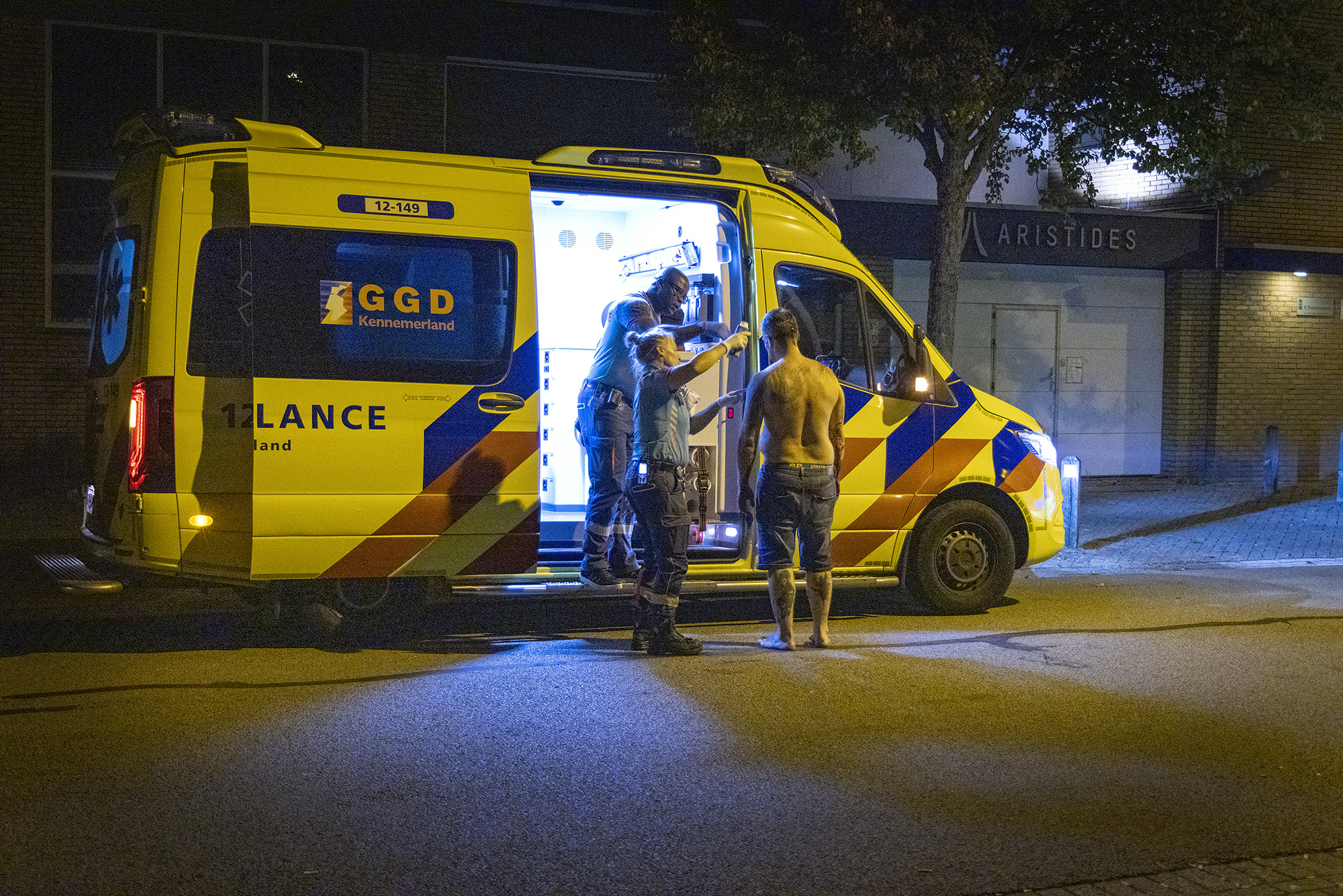 Twee gewonden bij steekpartij in Haarlemse Waarderpolder - 112 Nederland