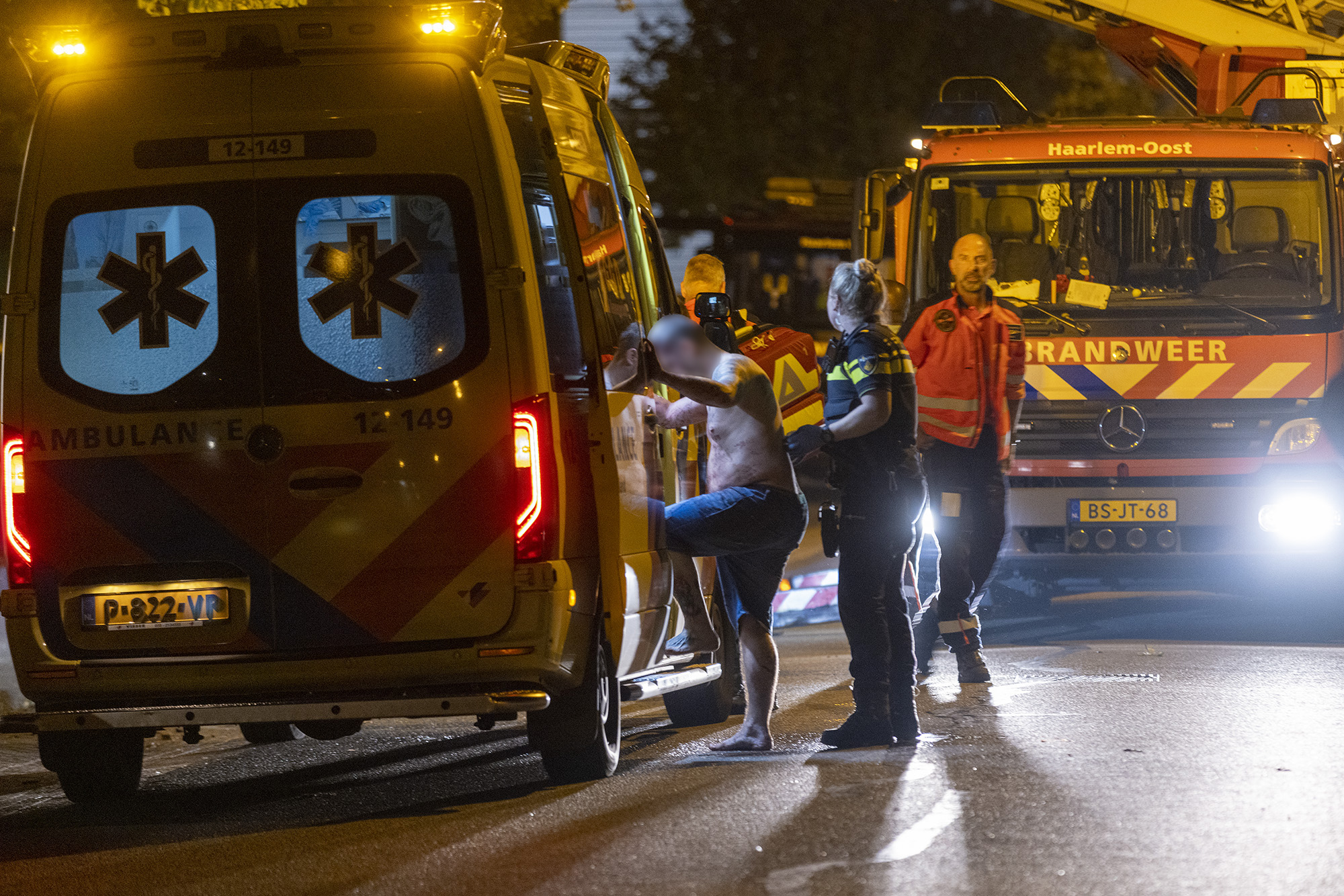 Twee gewonden bij steekpartij in Haarlemse Waarderpolder - 112 Nederland