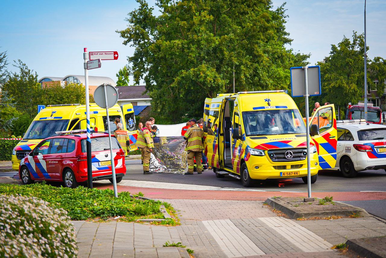 Vrouw (79) overleden na ernstig ongeluk op rotonde - 112 Nederland