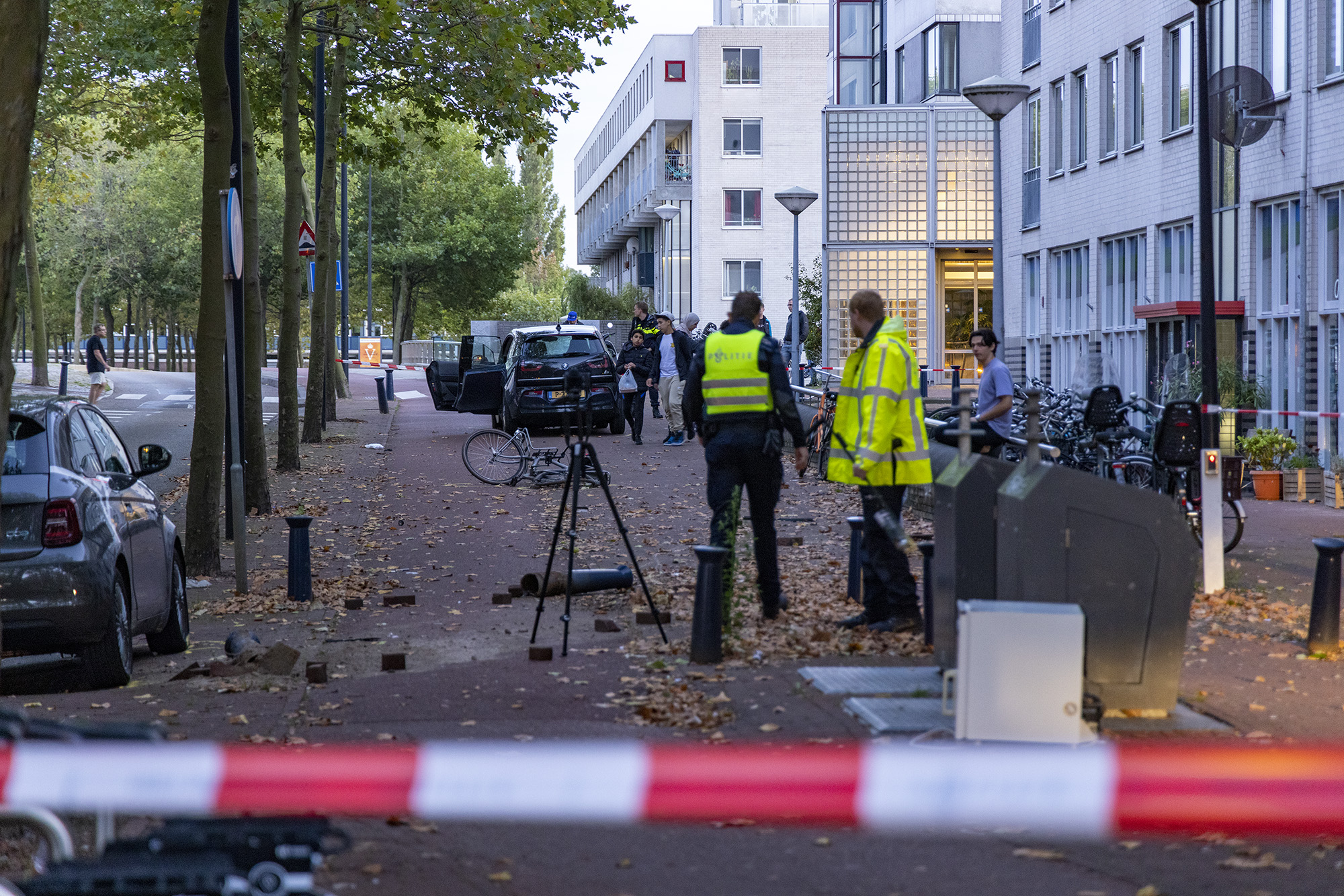Fietsers geschept op fietspad na ongeval in Amsterdam - 112 Nederland