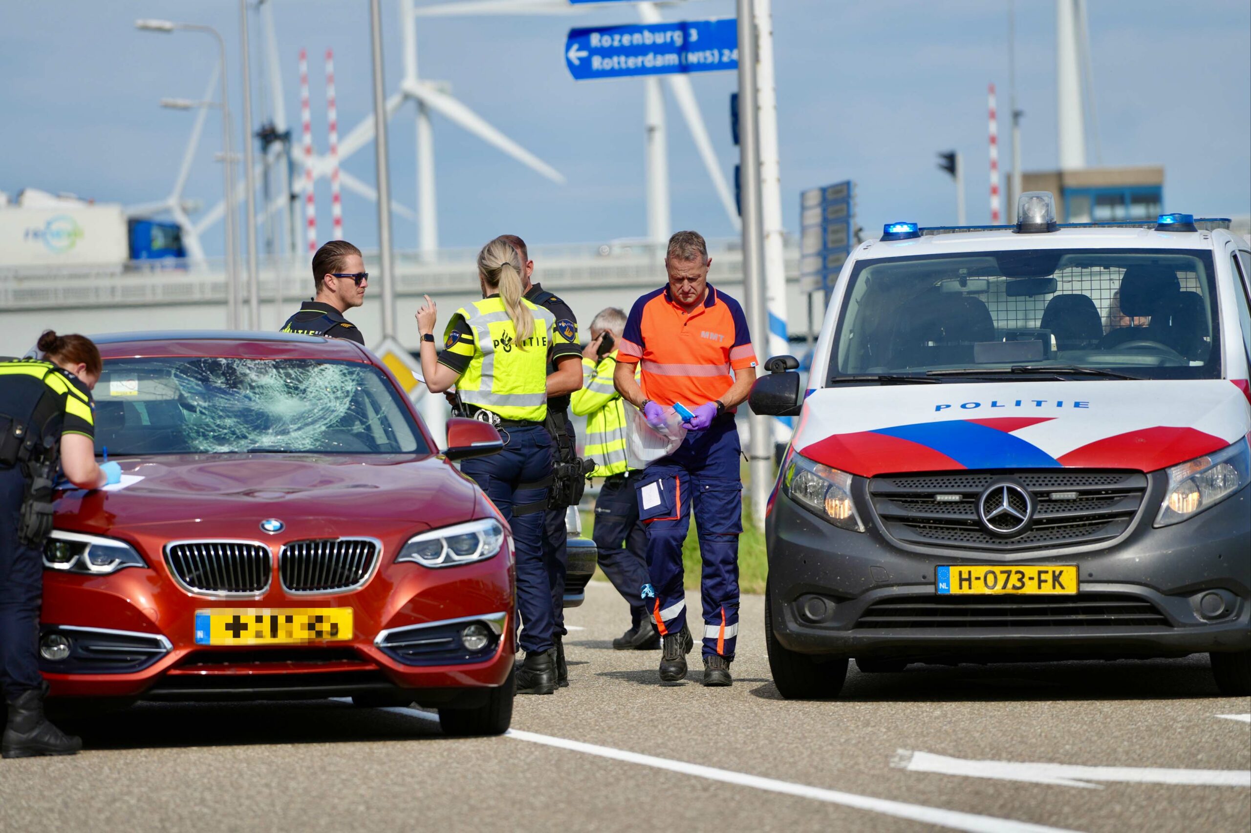 Wielrenner Ernstig Gewond Nadat Hij Geschept Wordt Door Auto - 112 ...