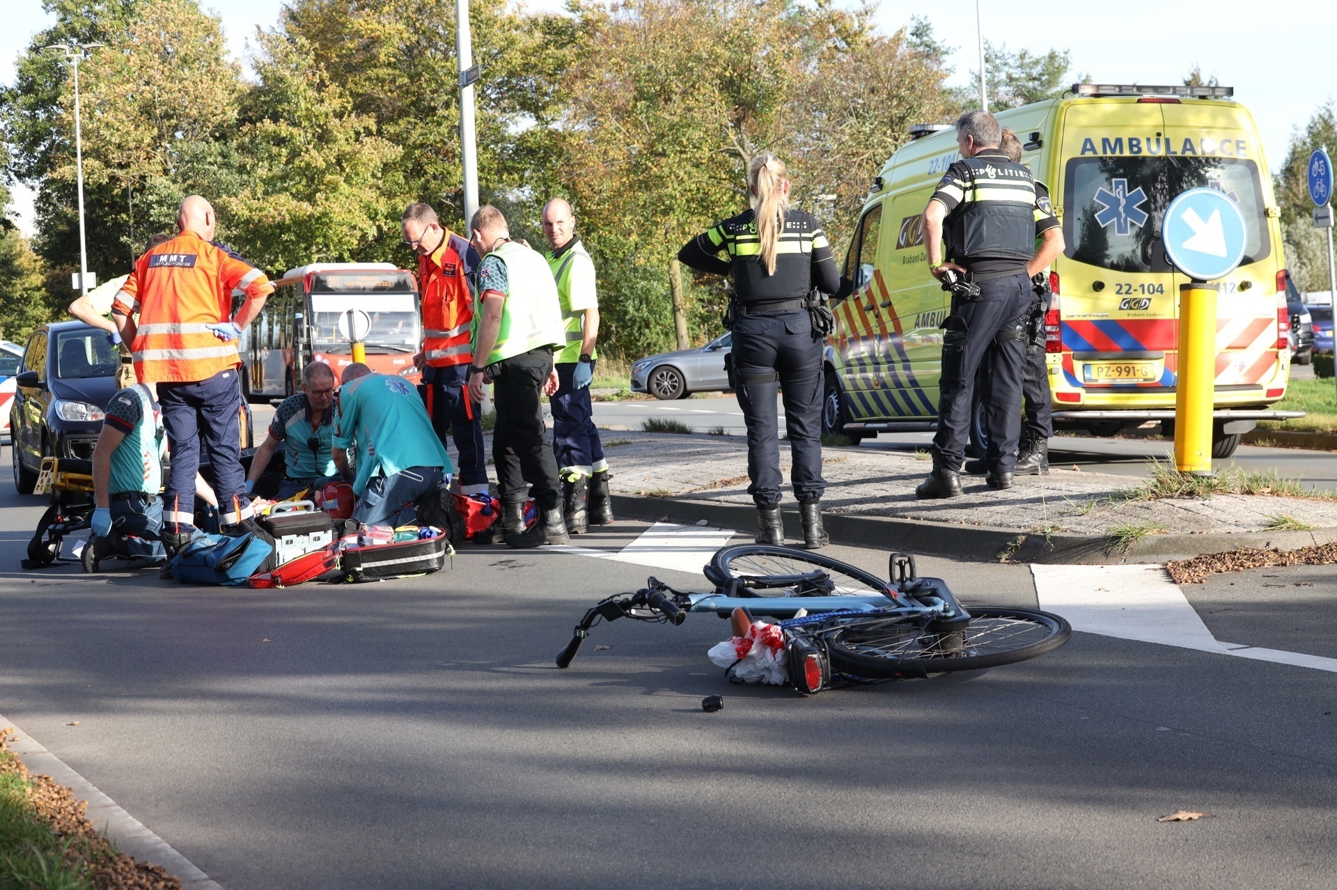 Fietser Zwaargewond Na Aanrijding Met Auto