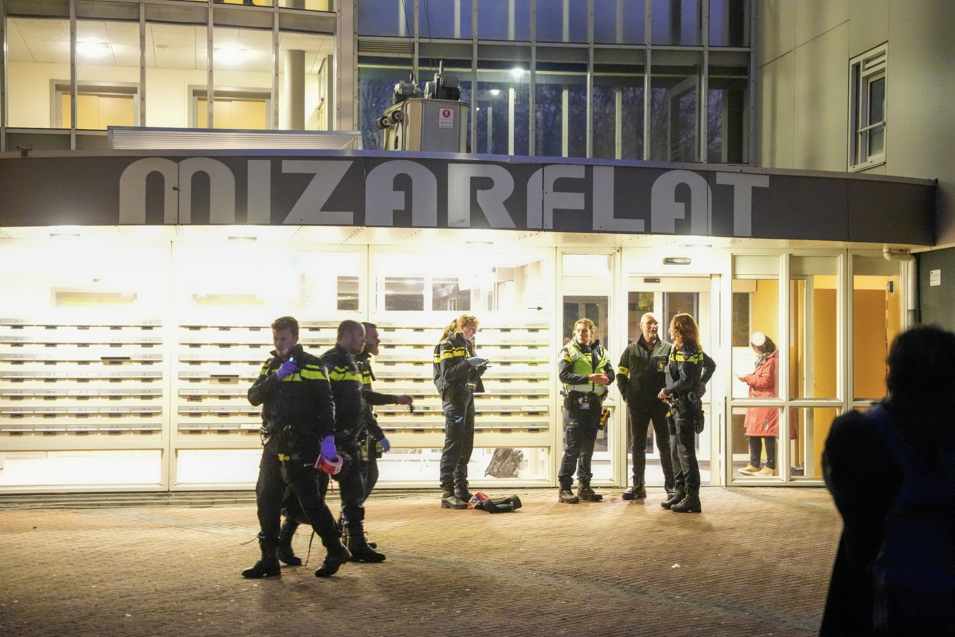 EOD Vindt Explosieve Stof In Pand