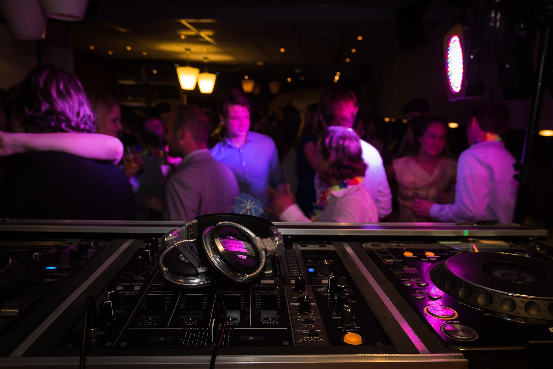 Nederlander (20) doodgestoken bij gevecht in club