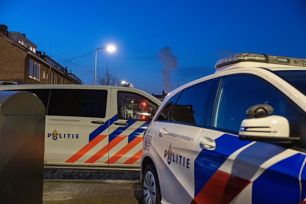 Man op de grond aangetroffen aan de Geleenstraat in IJmuiden - 112 Nederland
