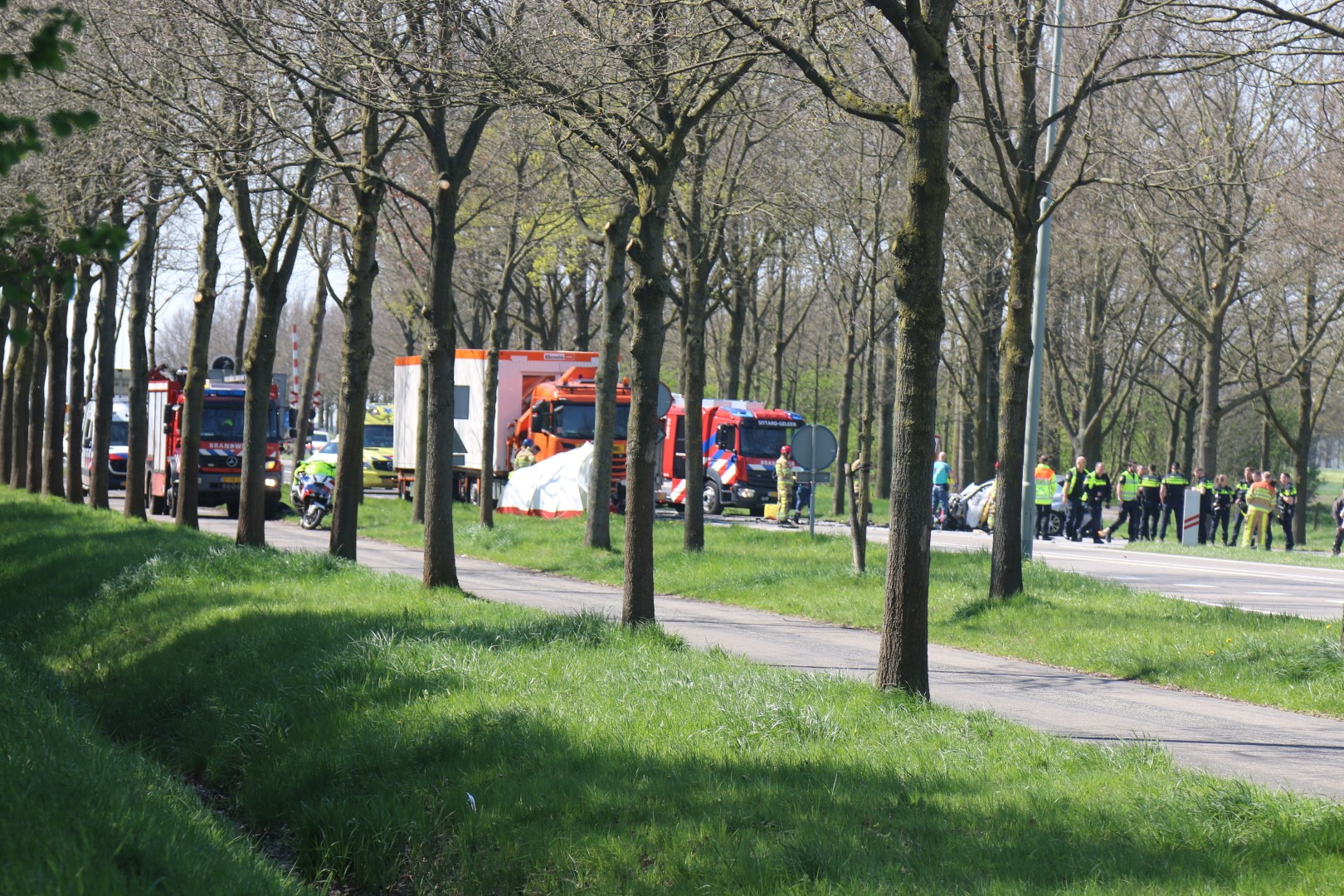 Man (77) omgekomen bij ernstig verkeersongeval, Hasseltsebaan in Sittard - 112 Nederland