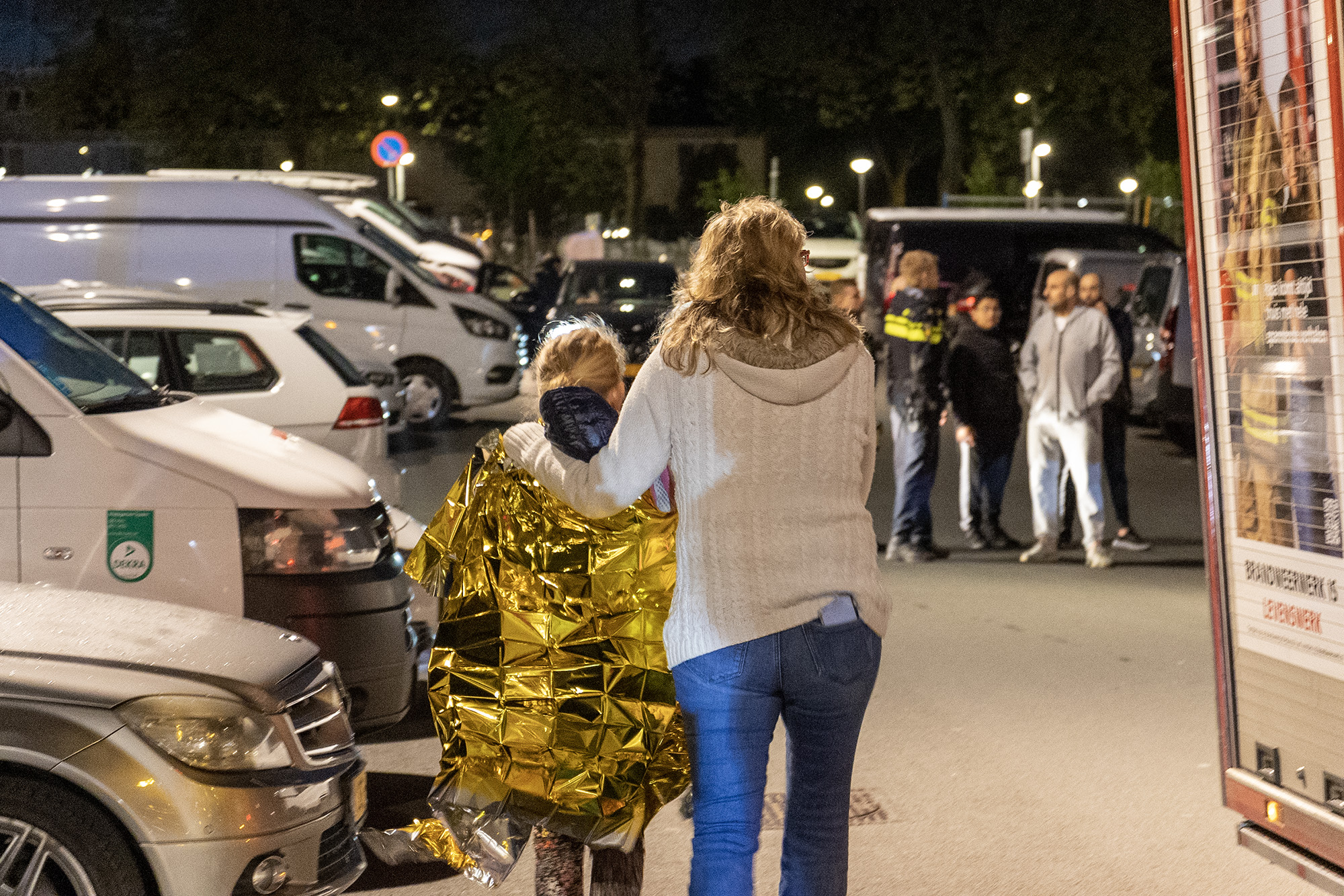 Mensen van balkon gered bij grote brand in Amsterdam - 112 Nederland