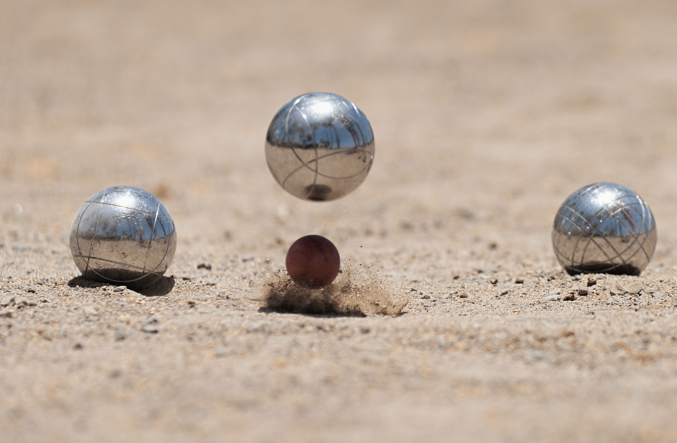 Man ernstig gewond door ontploffende petanquebal
