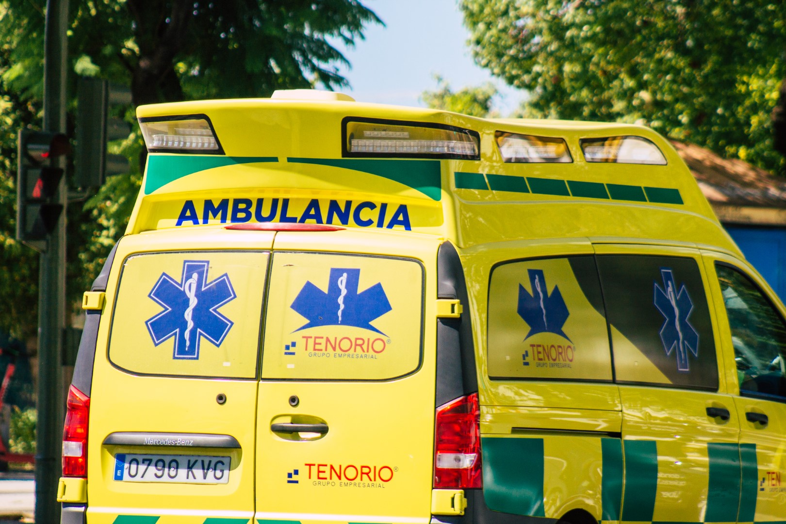 Vader (36) overlijdt in Spanje na overreden te zijn door eigen auto