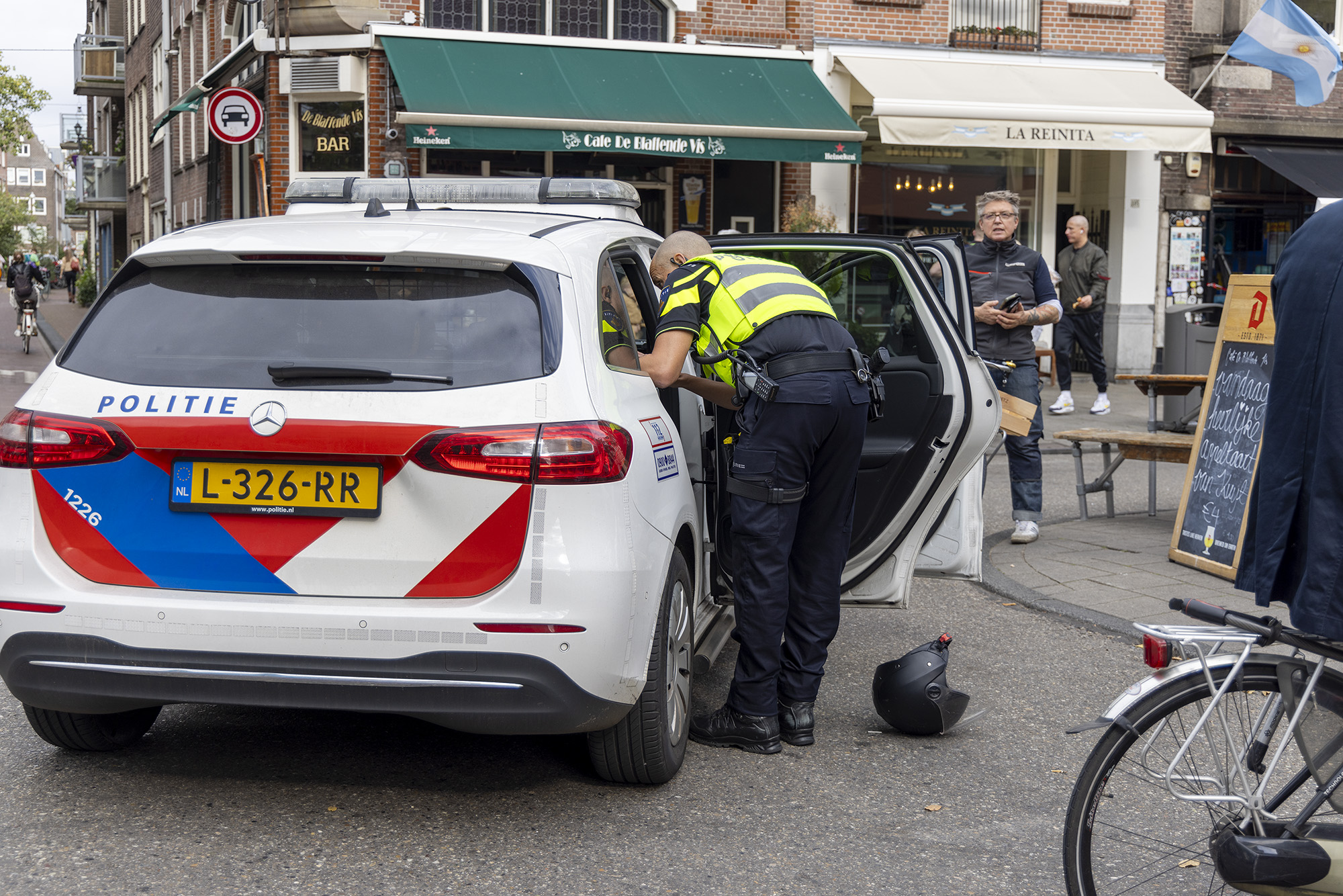 Tabakswinkel overvallen in de Amsterdamse Jordaan - 112 Nederland