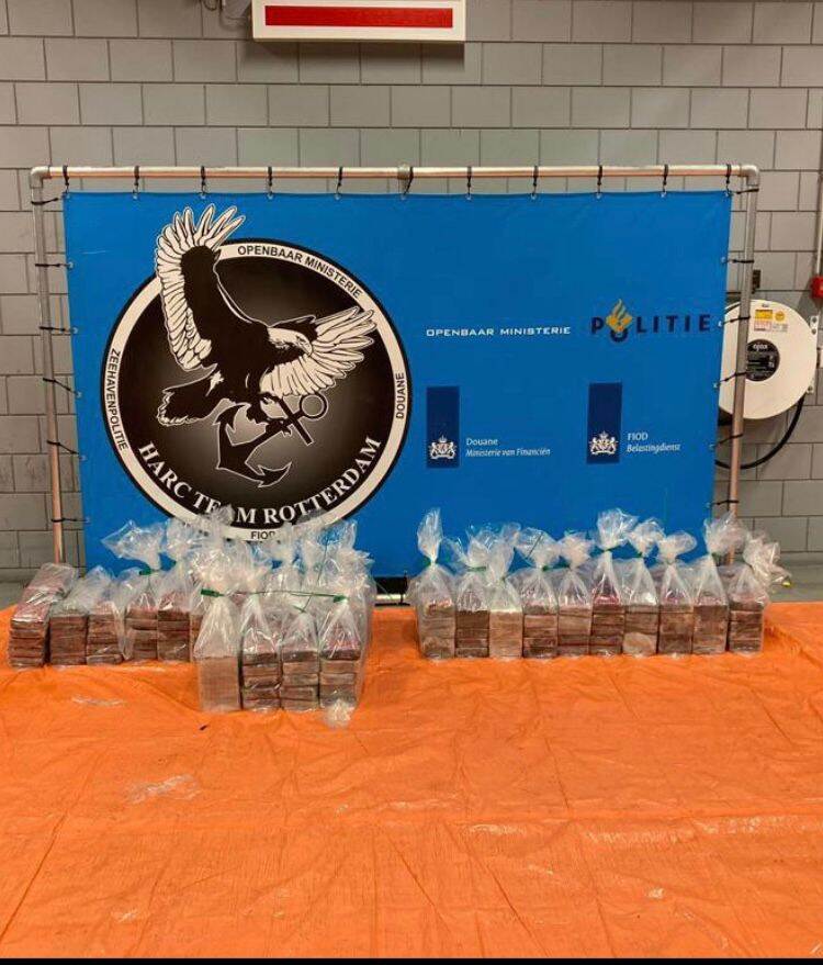 Ruim 380 kilo cocaïne onderschept in haven