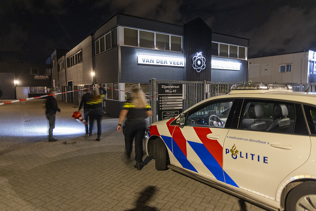 Weer explosie bij bedrijf in Alkmaar, dit keer aan de Zijperstraat - 112 Nederland