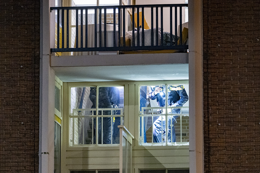 Onderzoek na explosie in trappenhuis De Noostraat IJmuiden - 112 Nederland