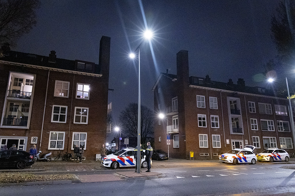 Onderzoek na explosie in trappenhuis De Noostraat IJmuiden - 112 Nederland