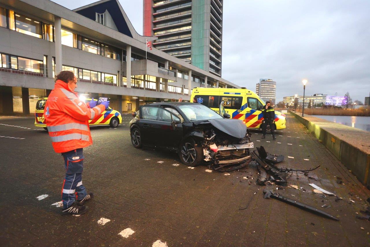 Automobiliste Raakt Onwel En Botst Tegen Betonnen Rand - 112Brabant