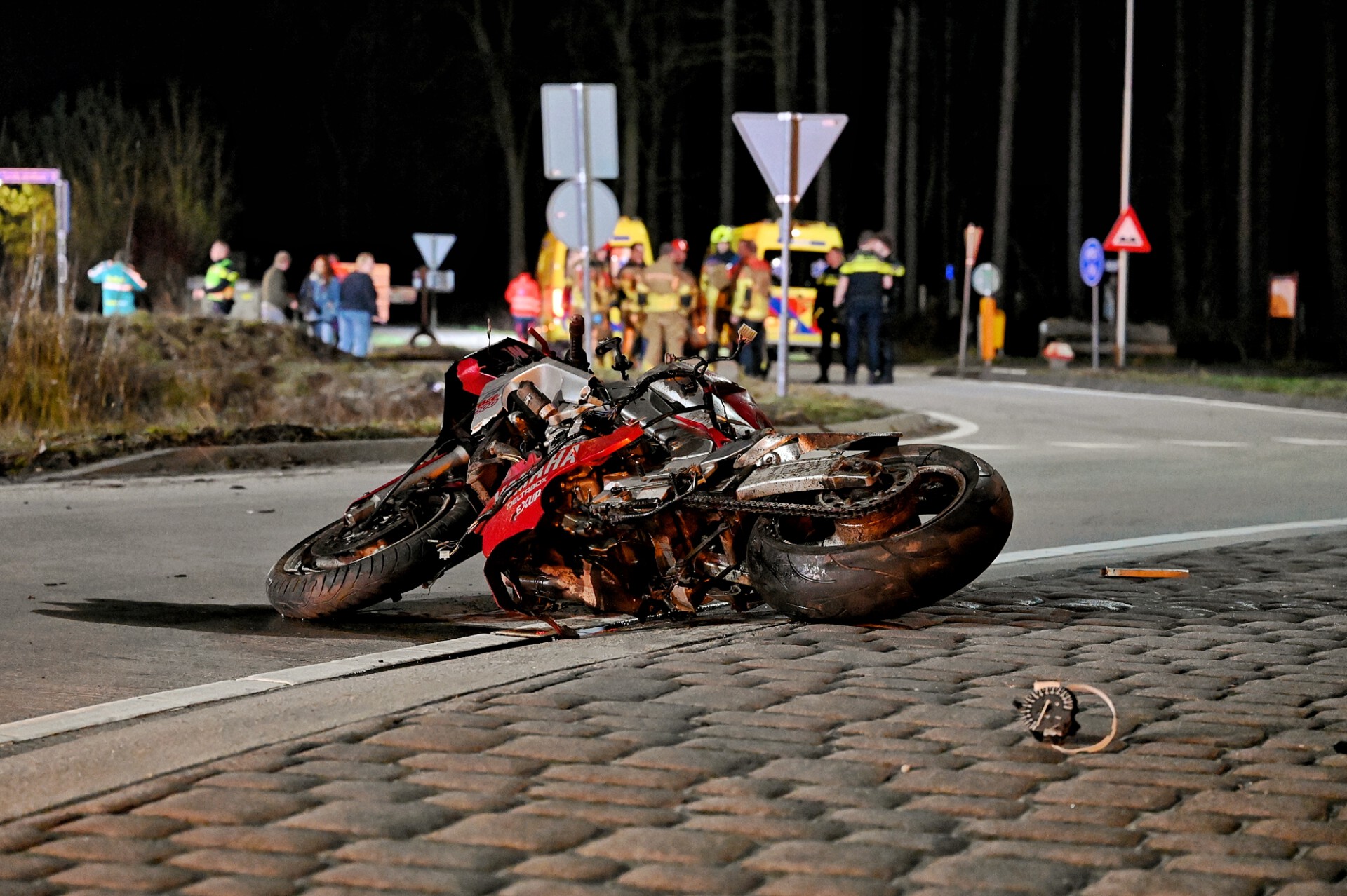 Twee Zwaargewonden Na Eenzijdig Ongeval Met Motor - 112 Nederland