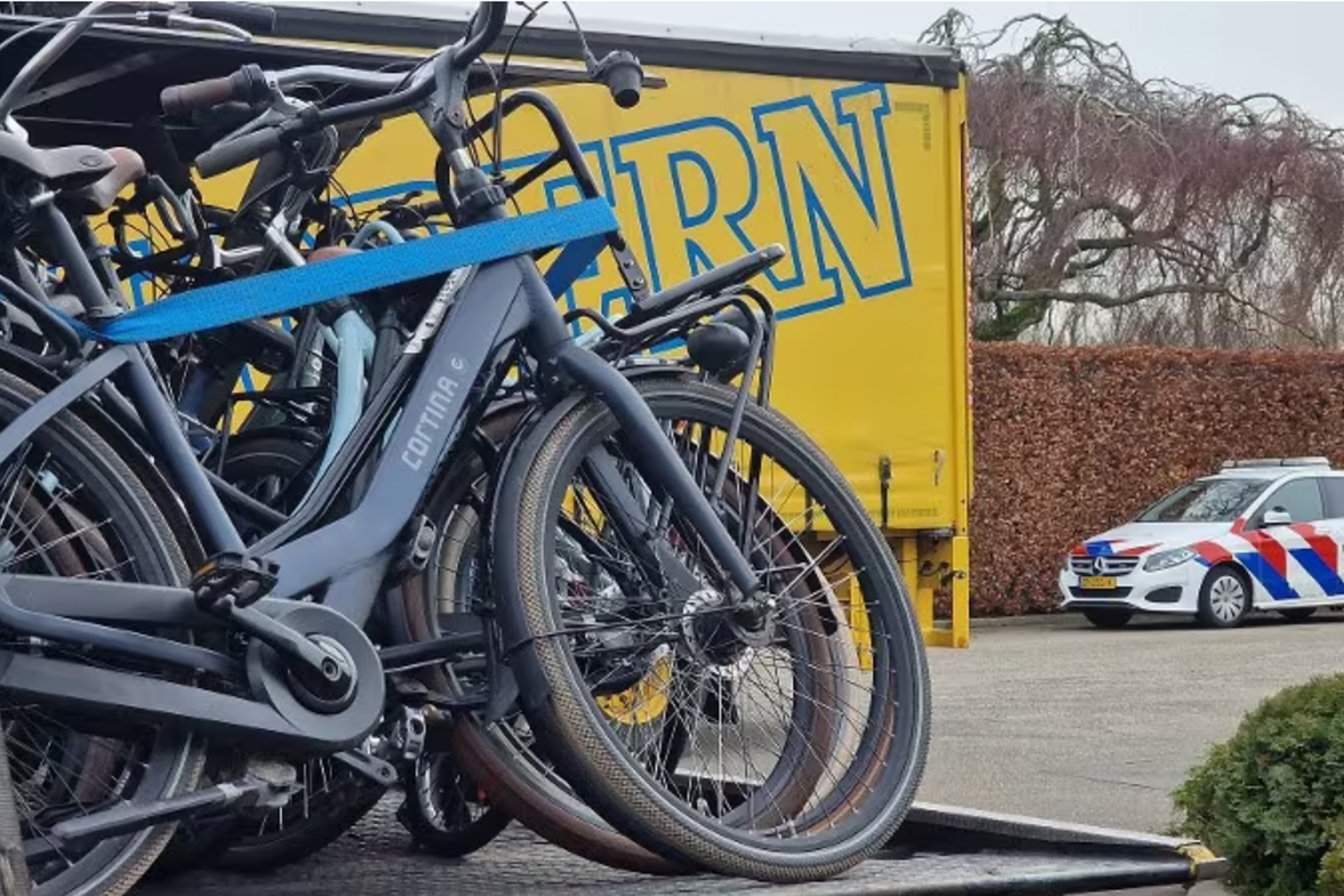 Politie treft 177 vermoedelijk gestolen fietsen aan: 32-jarige man gearresteerd