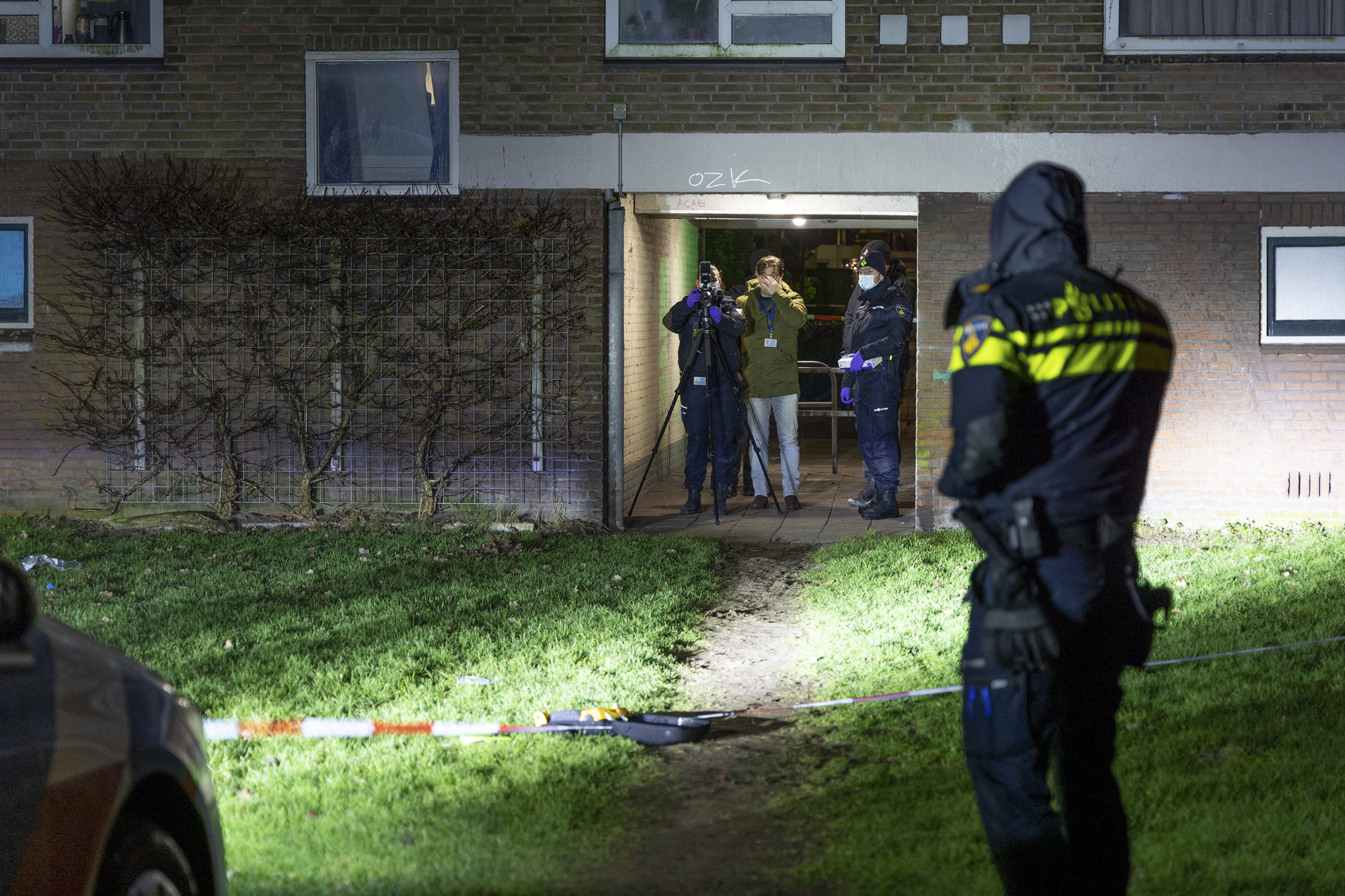 Man overleden na steekpartij aan de Gildenlaan in Velsen-Noord - 112 Nederland
