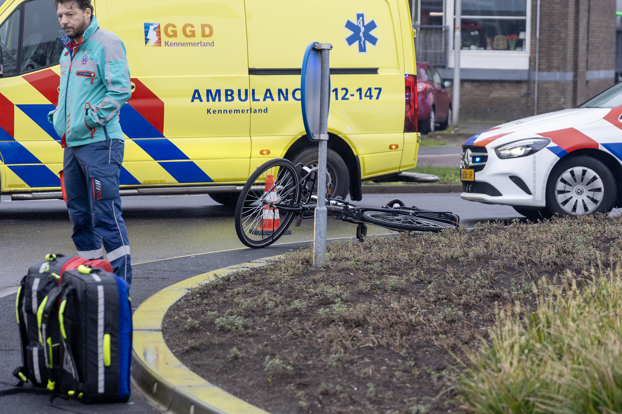 Fietser ernstig gewond bij ongeval Moerbergplantsoen IJmuiden - 112 Nederland