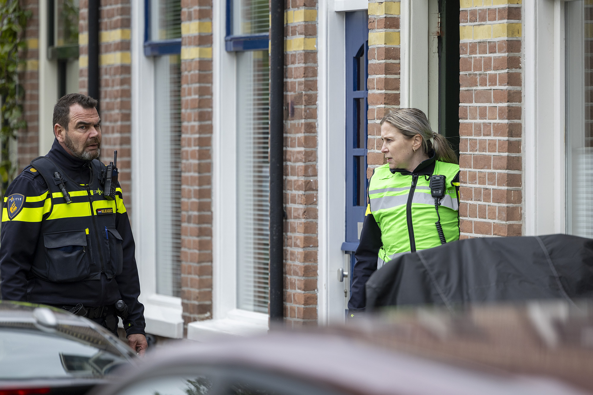 Verwarde man na paar uur veilig uit raam naar beneden geklommen - 112 Nederland