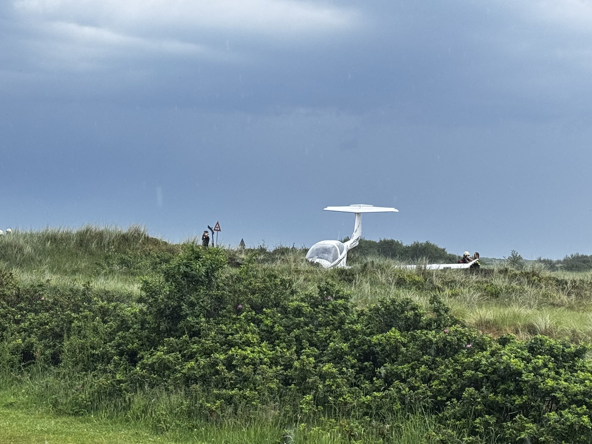 Gewonde bij ongeluk met sportvliegtuig op Ameland