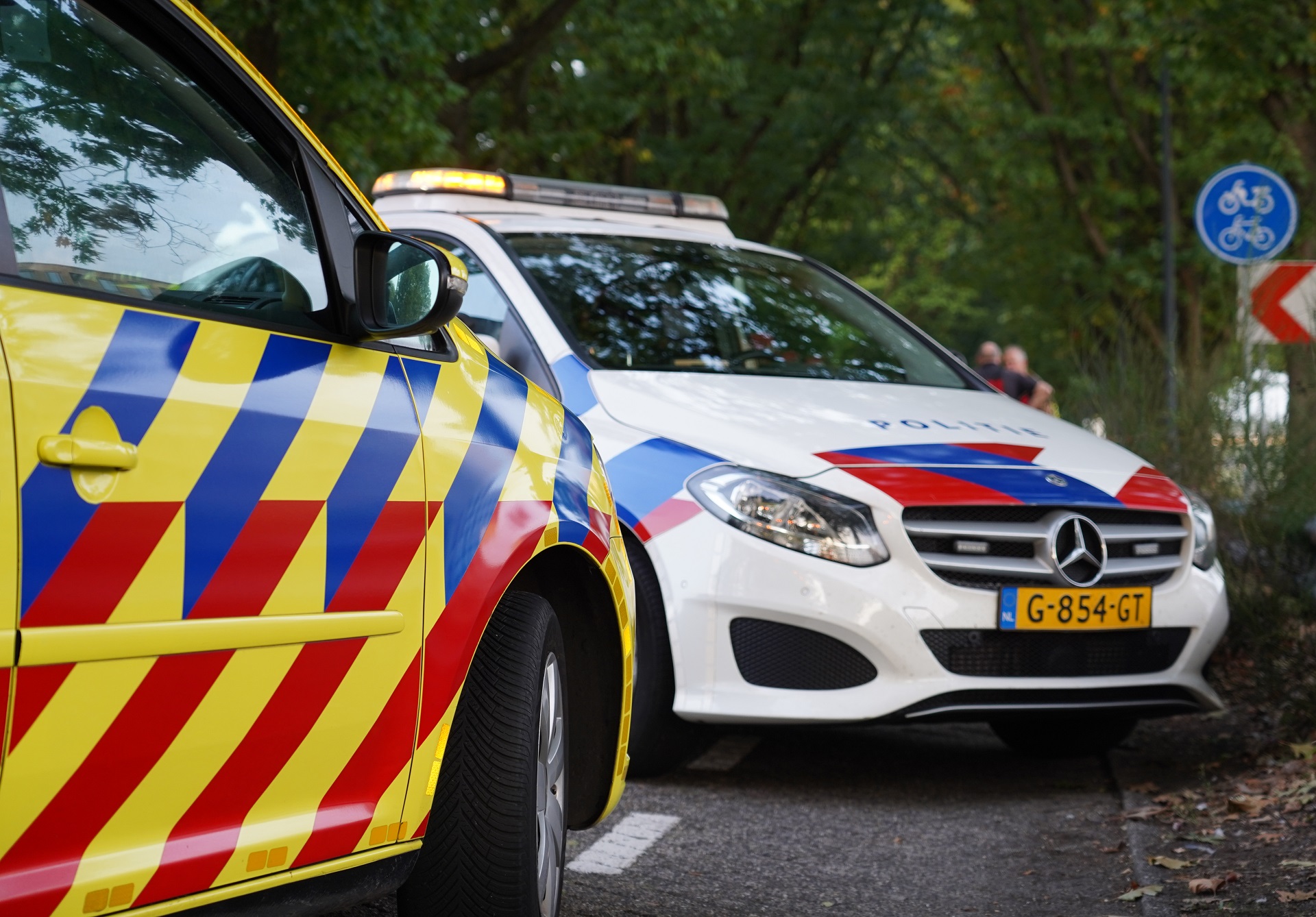 Man (21) komt om door val uit gebouw