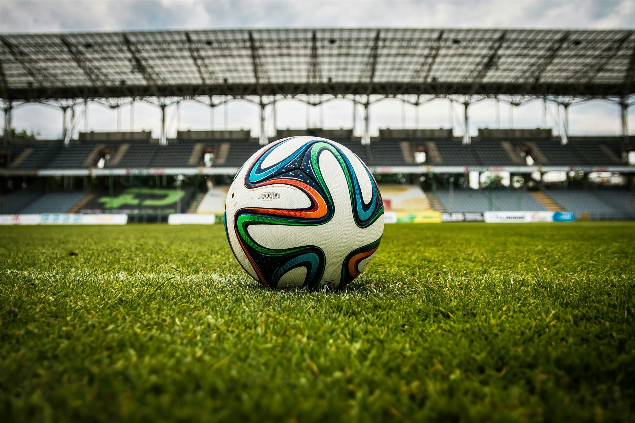Halve finale scheidsrechter Nederland-Engeland eerder betaald voor Matchfixing