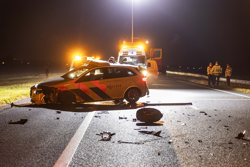 Politieauto geramd tijdens ongevalsbeveiliging