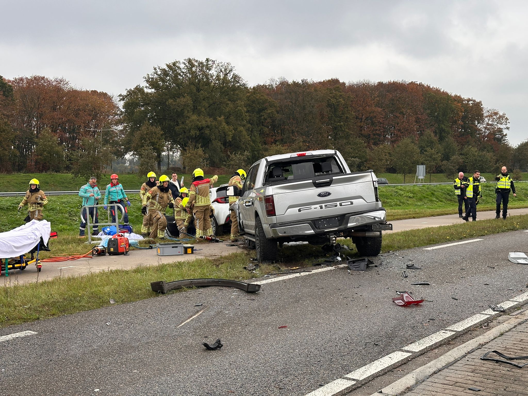 Ravage na ernstig ongeval, mogelijk meerdere gewonden