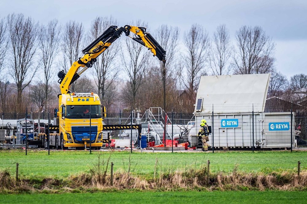 ZEVENAAR - Donderdagochtend is kort brand ontstaan bij de Gasunie aan de…