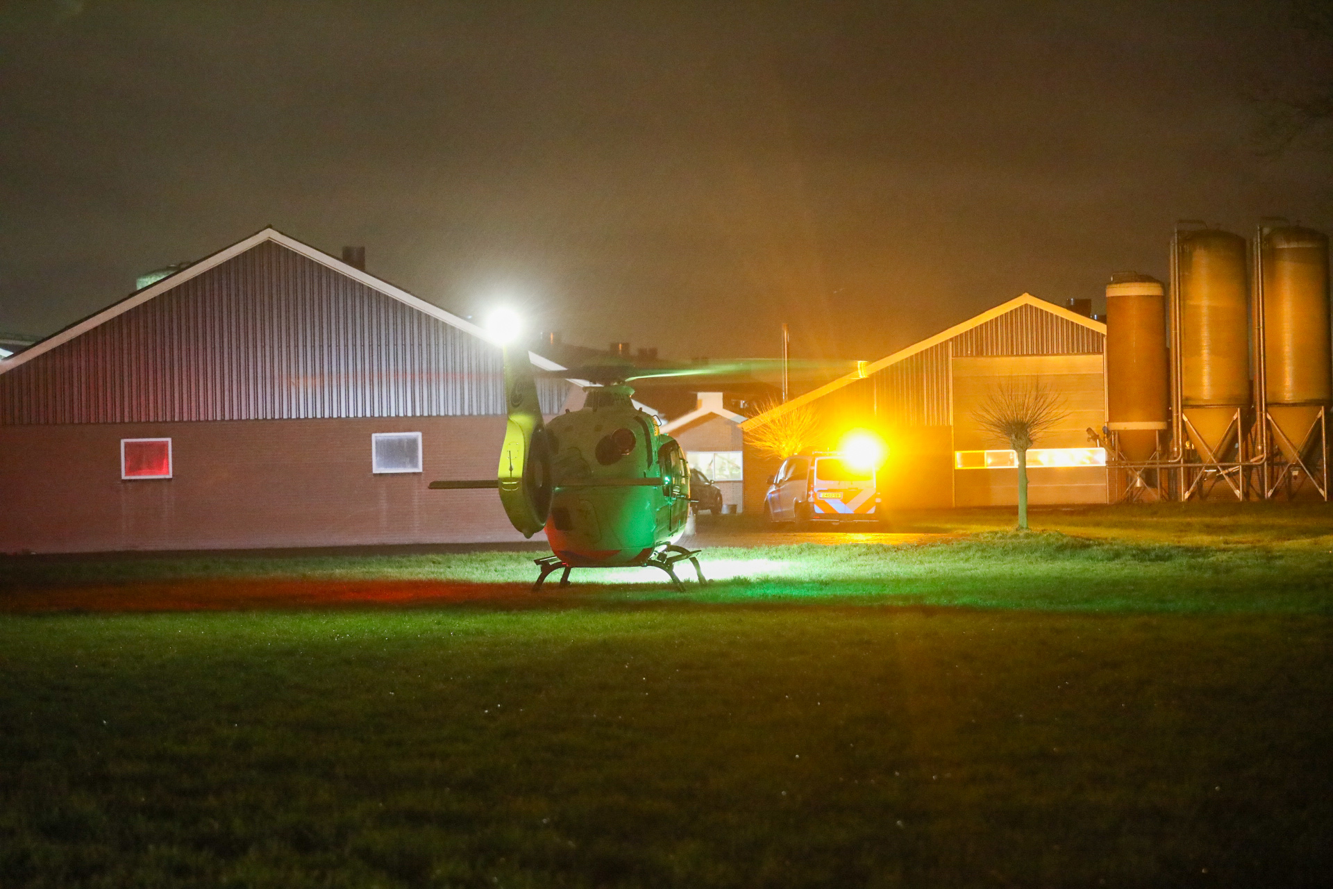 Persoon gewond na ‘incident in veestal’
