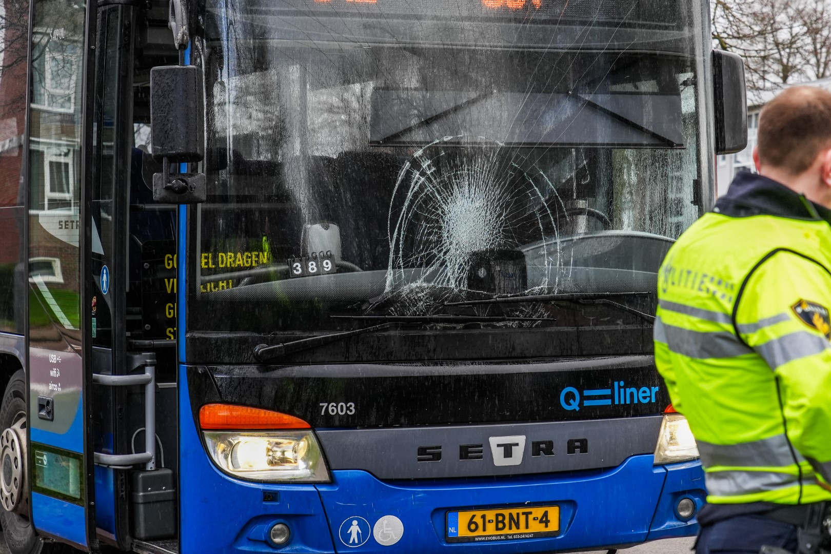 Fietsster aangereden door lijnbus