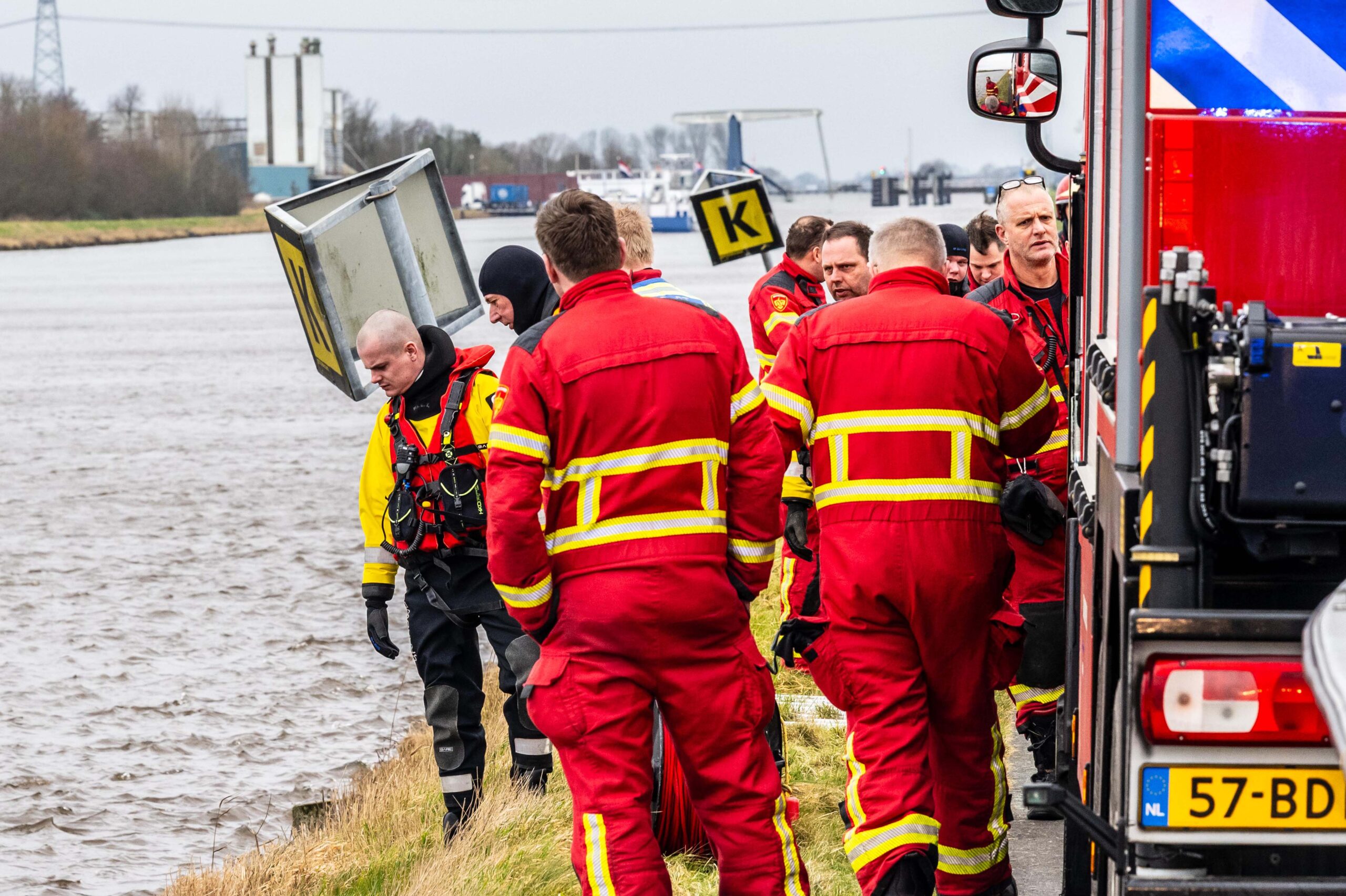 Overleden persoon aangetroffen in kanaal