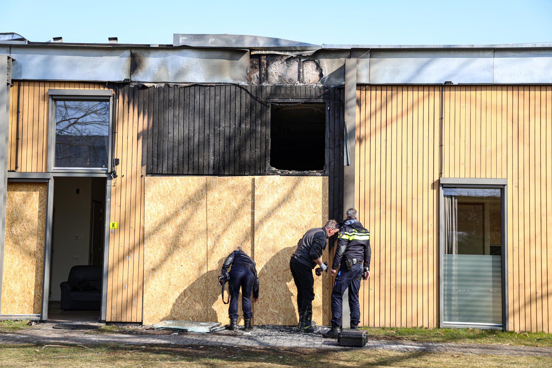 Politie onderzoekt mogelijke brandstichting bij Leger des Heils