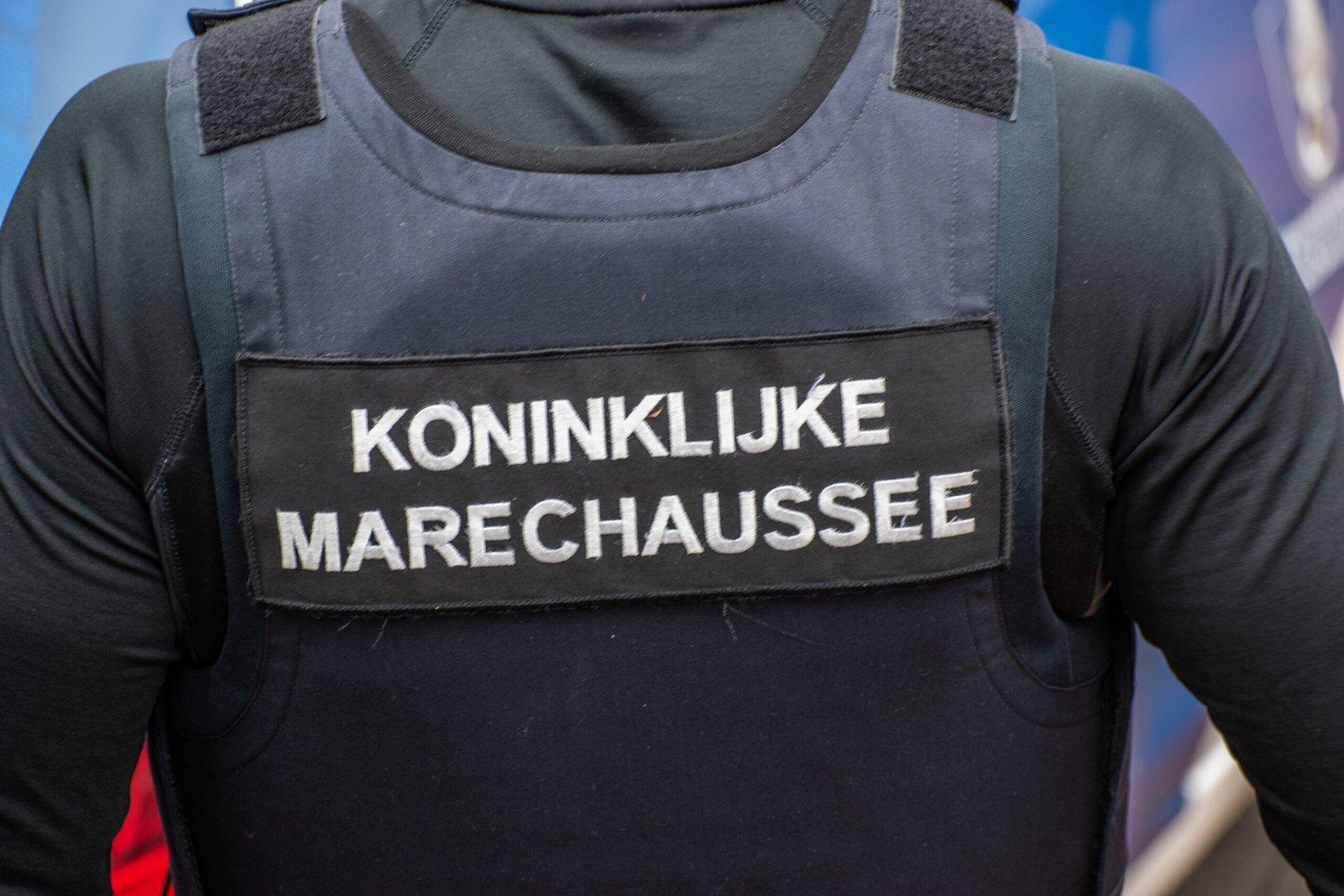 Zes Albanezen zonder verblijfsstatus aangetroffen op zeiljacht, onderzoek loopt