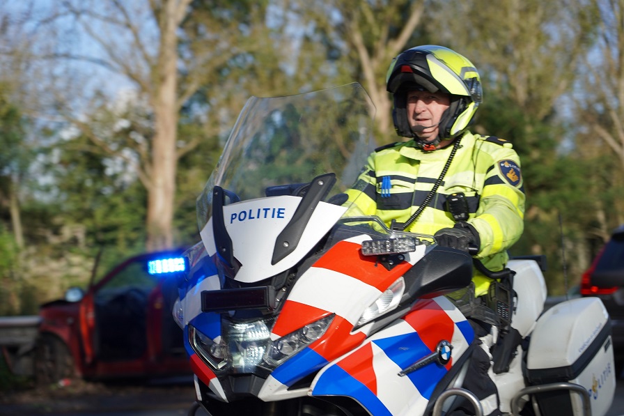 14-jarige opgepakt na gevaarlijke achtervolging op crossmotor