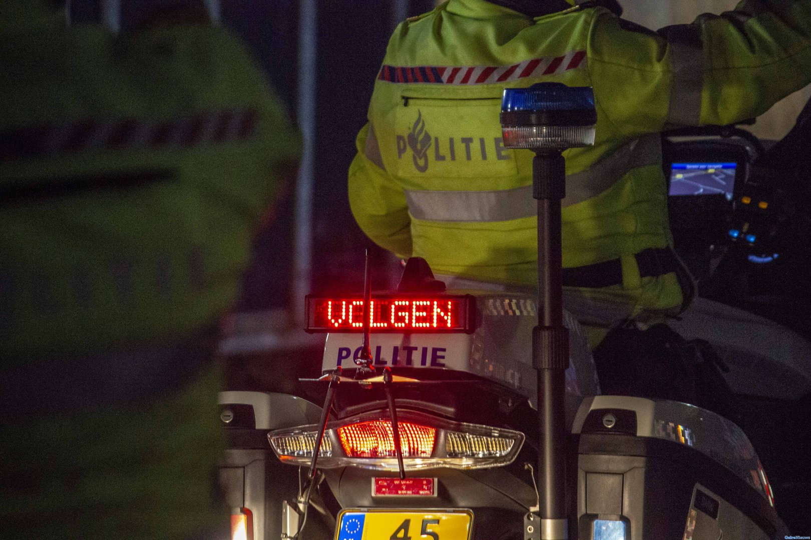 Bestuurder 31ste keer betrapt bij controle, tachtig boetes voor telefoongebruik