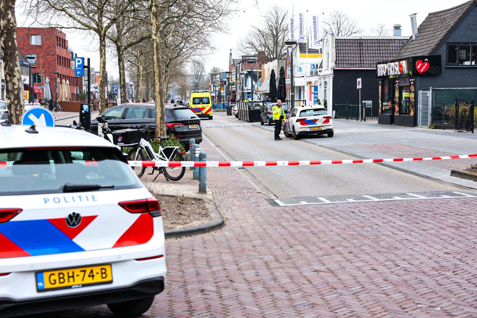 Mishandeling en steekpartij: twee gewonden en drie verdachten aangehouden