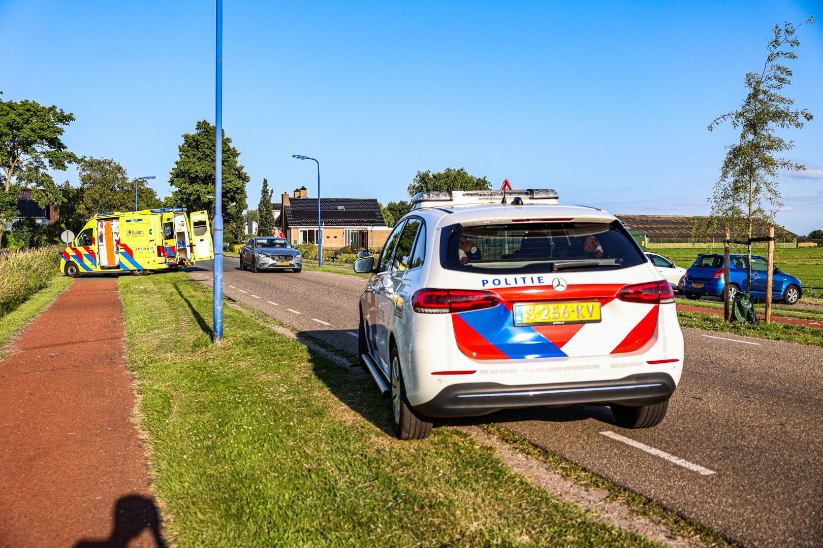 Jongetje op step zwaargewond na botsing met fietser