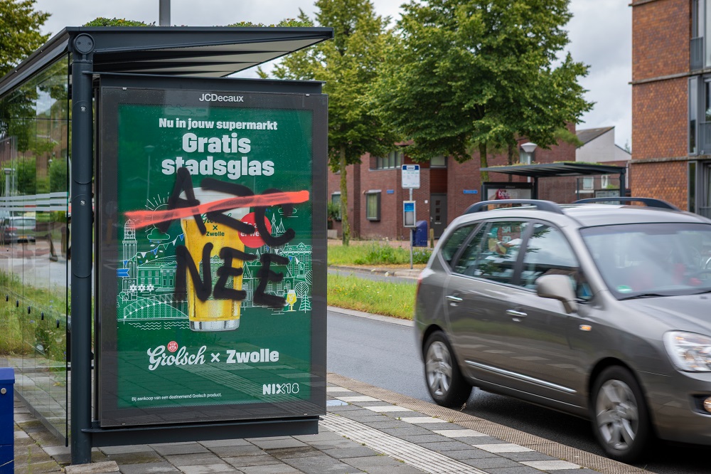 Bushokje beklad tegen komst van azc