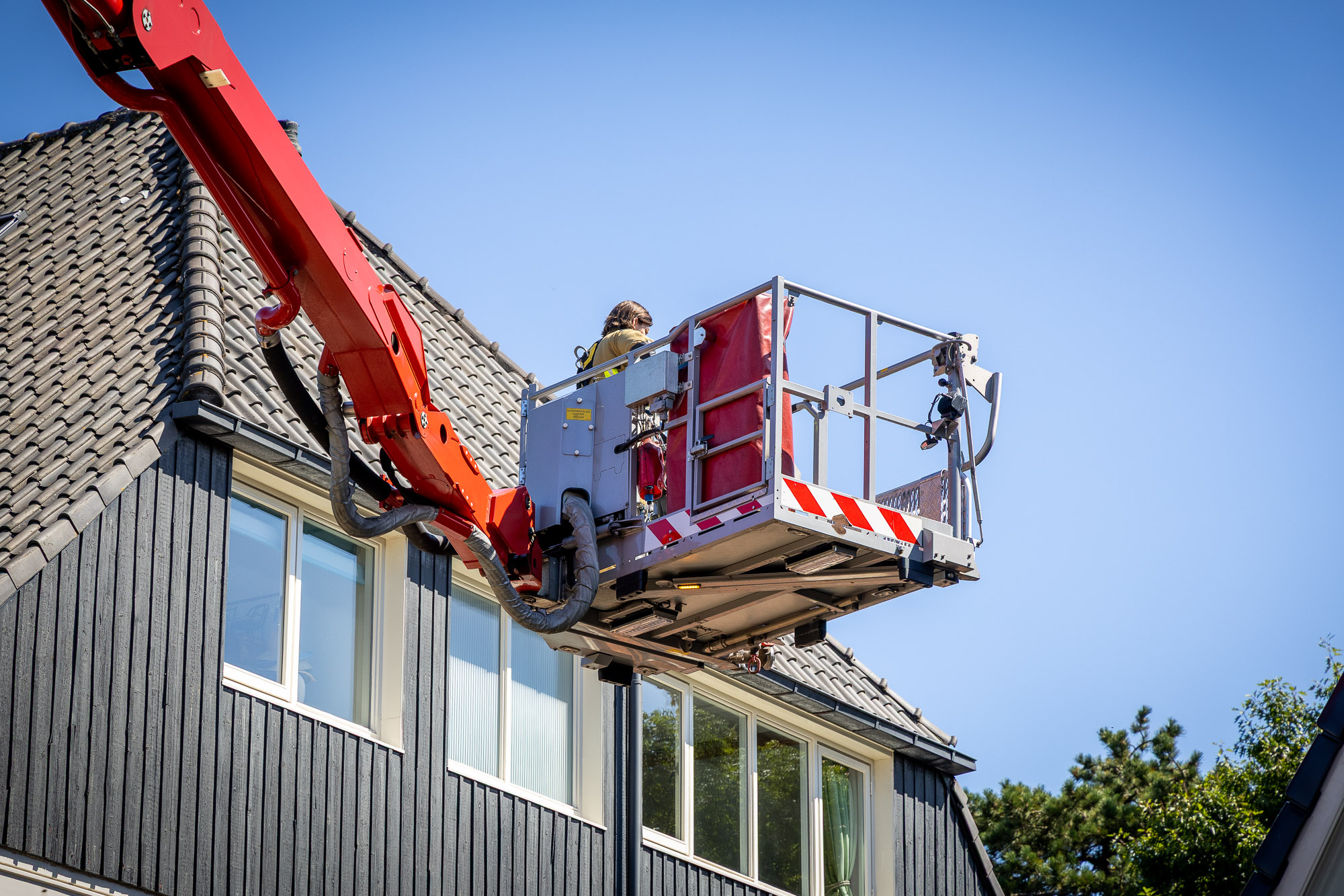 20250819_woningbrand_zomerlaan_heemstede_4 - 112 Nederland