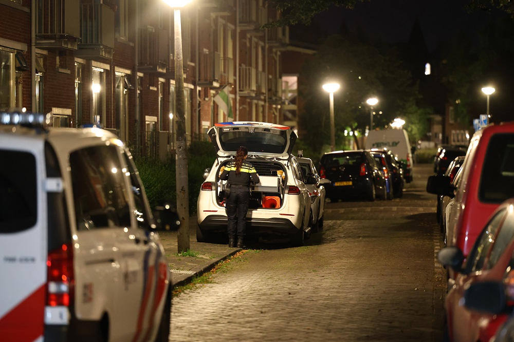 Slachtoffer met spoed naar ziekenhuis na steekpartij