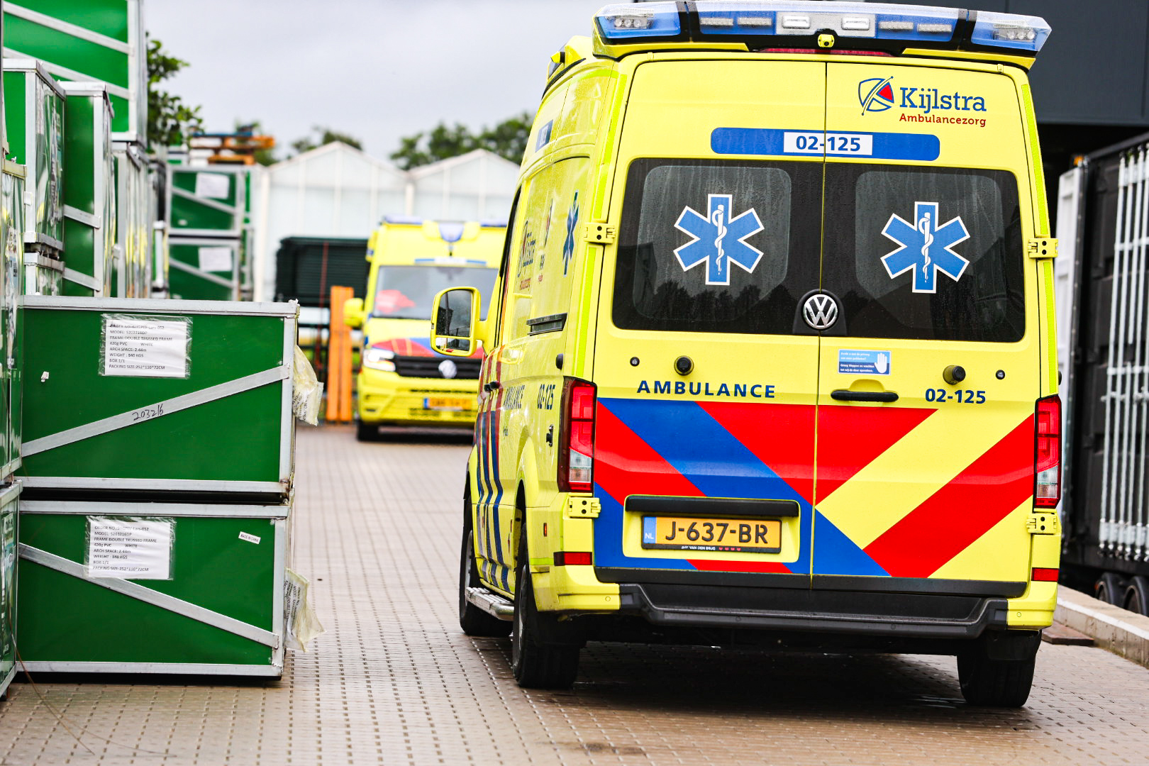 Persoon zwaargewond door bedrijfsongeval