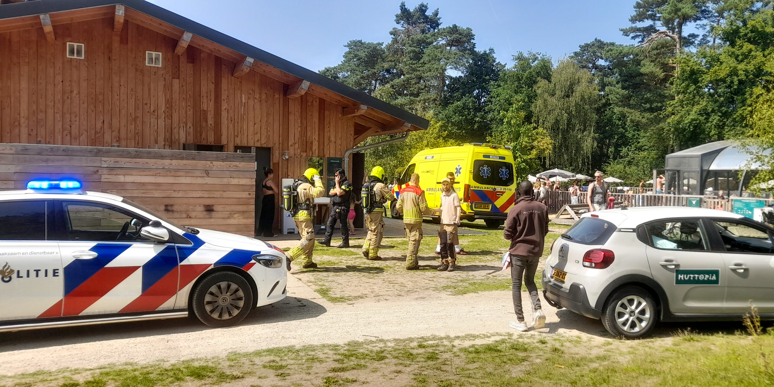 Persoon onwel, zwembad camping ontruimd na klachten over chloor