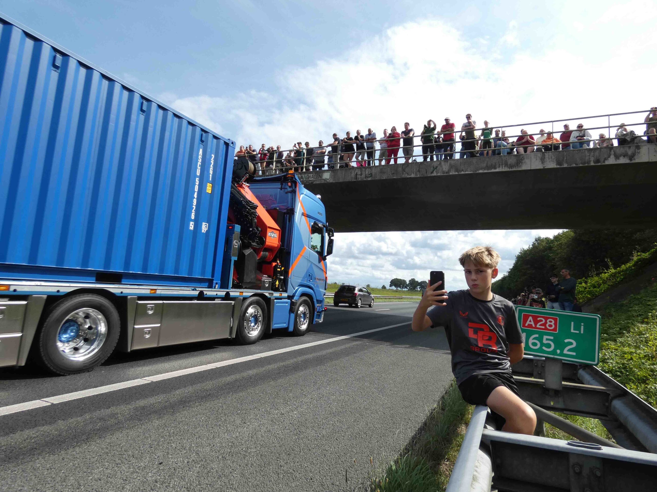 Traditie bestraft: Truckstar-chauffeurs massaal beboet voor toeteren