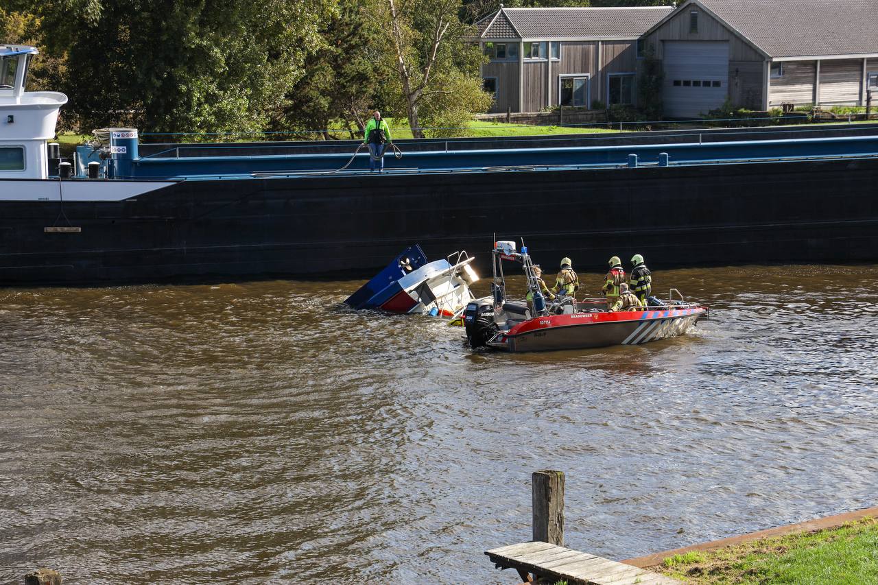 Vrouw (69) overleden na aanvaring tussen vrachtschip en plezierjacht