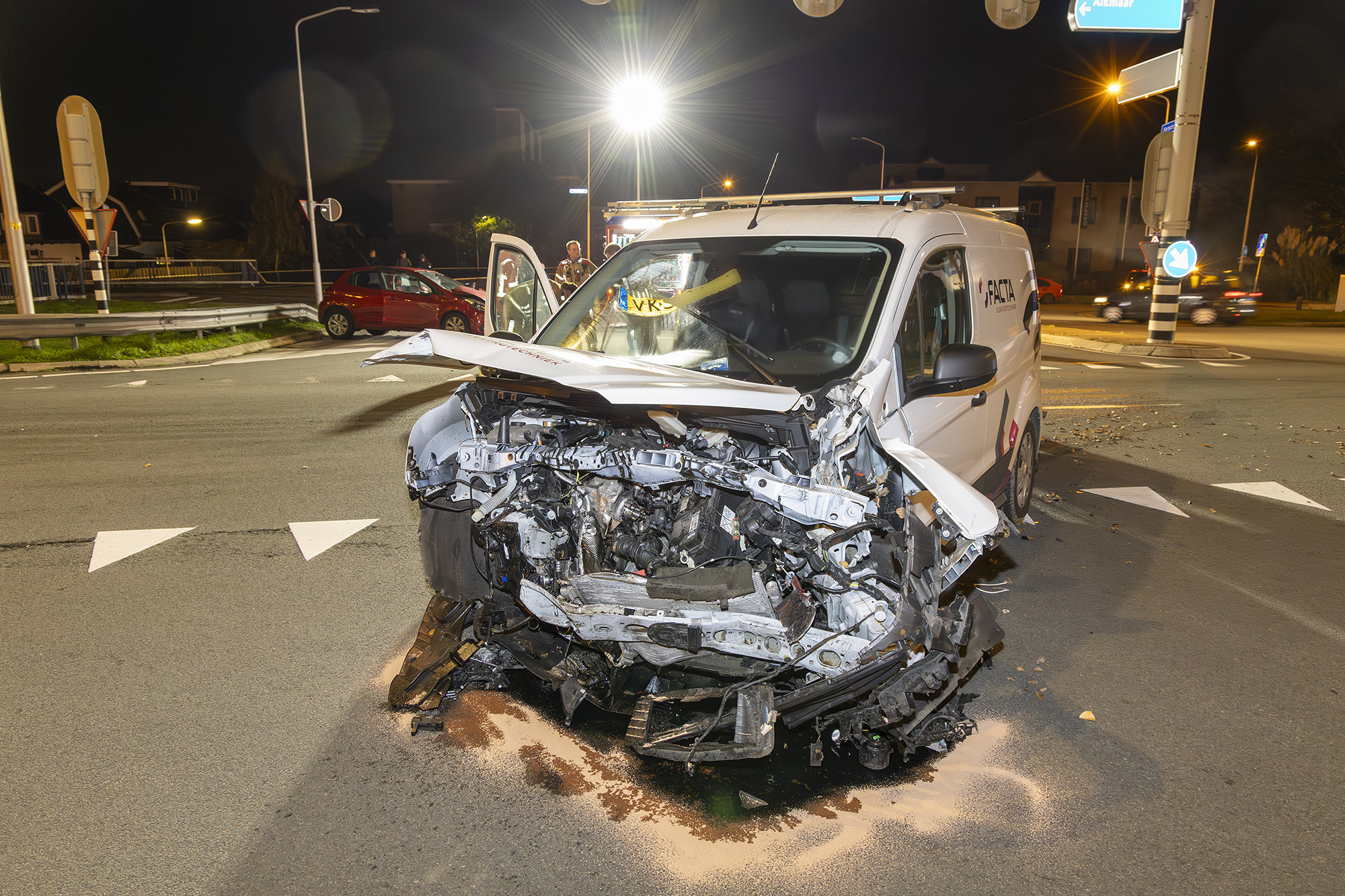 Zwaargewonde bij flinke botsing N246 Wormerveer - 112 Nederland